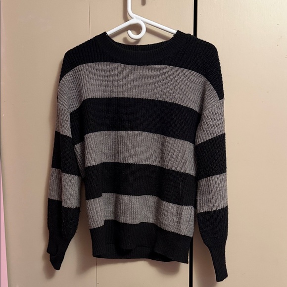 Streetwear Society Sweaters - Streetwear Society Black Ribbed Knit Sweater